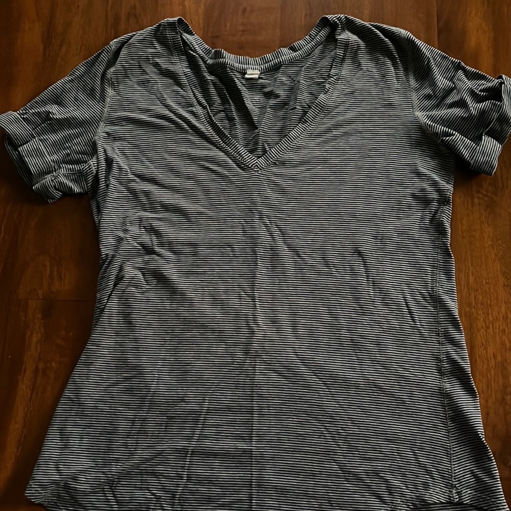 Lululemon striped V neck T-shirt